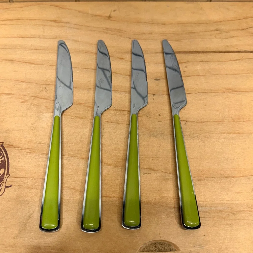 Fiesta Lemongrass Green Steak Knives Set of‎ 4 Stainless Steel Serrated W-16 9